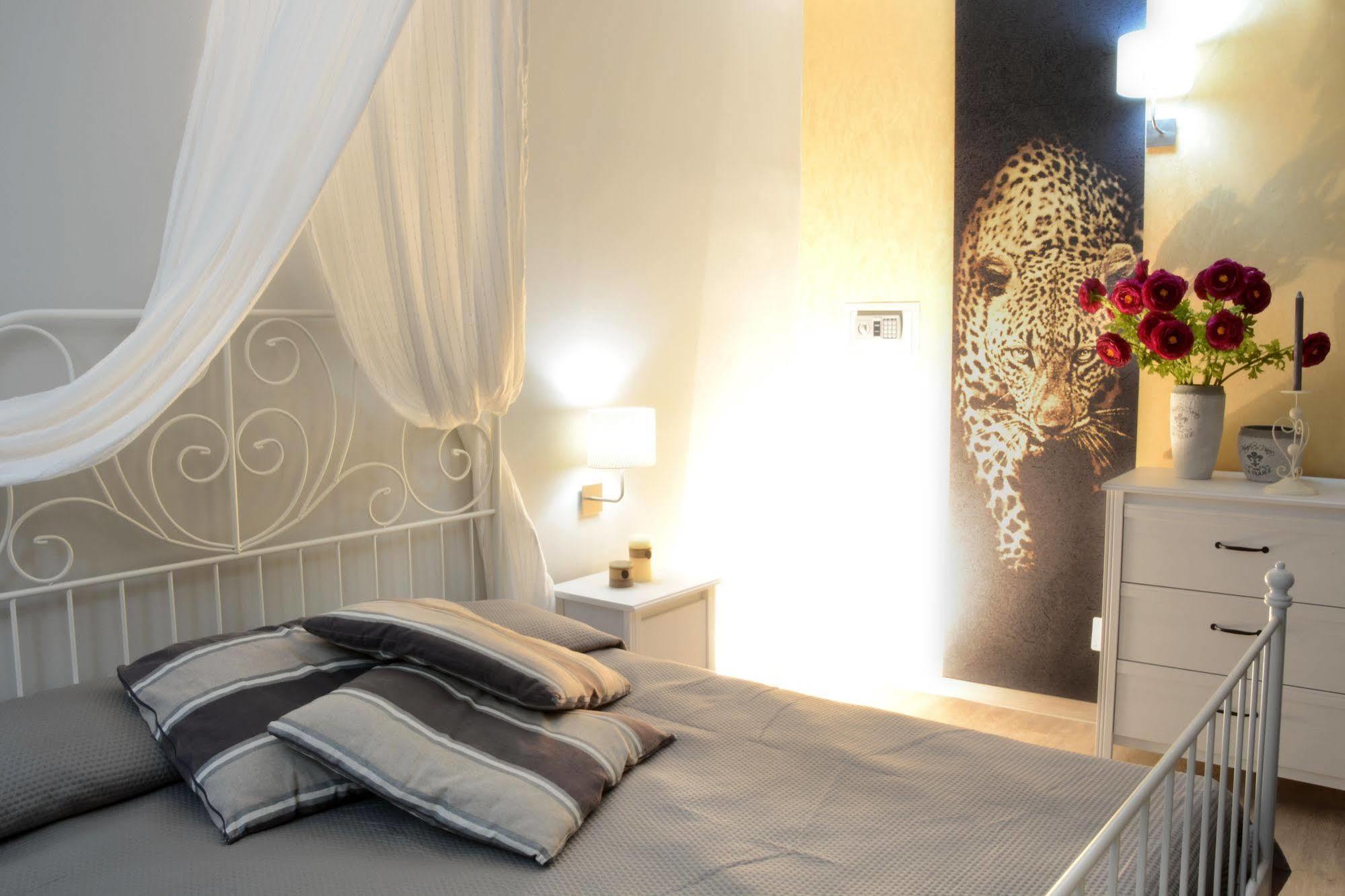 Sweet Home & Wellness Affittacamere Nettuno Kültér fotó